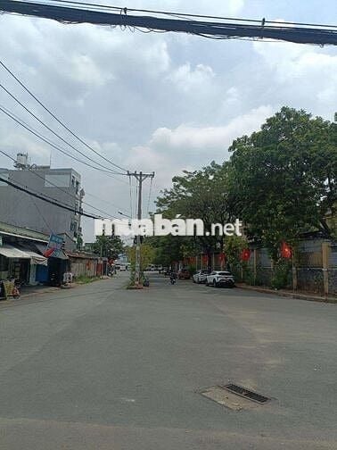 NHÀ SIÊU ĐẸP 2 LẦU LINH XUÂN Dt 55m2 ,hoàn công 151m2.giá nhỉnh 5 tỷ