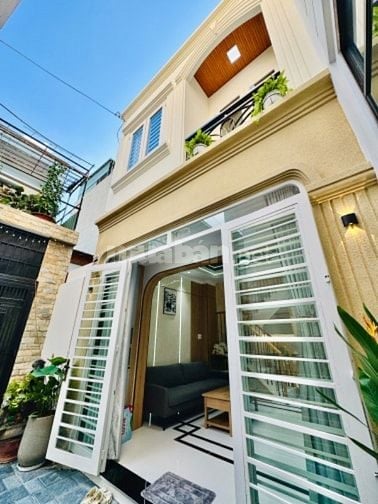 NHÀ PHỐ YÊN TĨNH AN NINH TRUNG TÂM P9