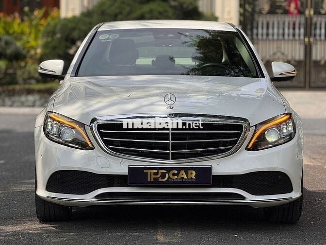 C200 Exclusive 2021 Trắng Kem 27.000km Lướt