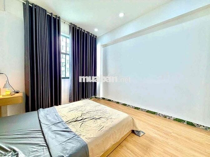 Căn hộ full nội thất máy giặt riêng tách bếp với không gian bếp mở