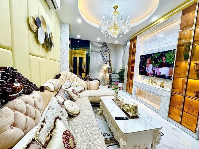 SIÊU PHẨM PHẠM NGỌC THẠCH, 37M2, THANG MÁY, NGÕ THÔNG, SÁT PHỐ, 8,5 TỶ