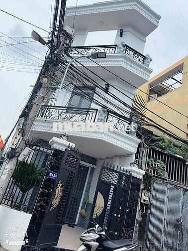 NHÀ MỚI FFUl NỘI THẤT HẺM XE Công 8 m Vị TRÍ GẦN KHU Đ,18 B ) P ,BHHA