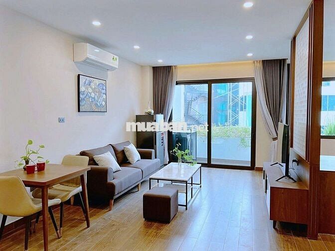 TRỐNG 1 CĂN 1N1K RỘNG 50M2 BAN CÔNG THOÁNG FULL NỘI THẤT GẦN HỒ TÂY