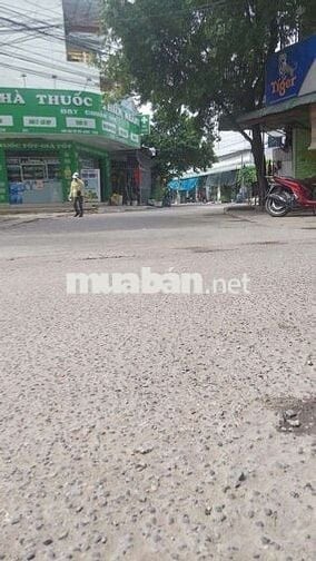 BÁN BIỆT THỰ MÁI THÁI NGANG 8M - DĨ AN