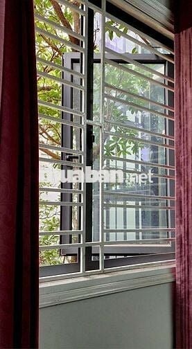 Studio 30m2 tầng 2 mặt phố Cự Lộc