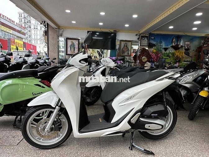 SH 150i ABS + HSTC 2020 Trắng BSTP Chính Chủ