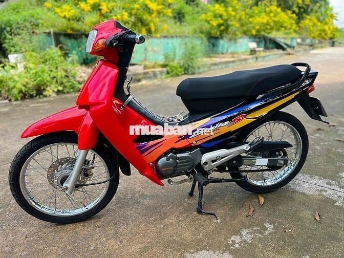 Honda Smile 2 thì siêu hiếm, đi cafe hết bài