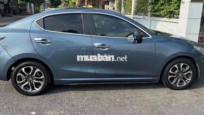 Mazda 2 2016  1.5 AT Sedan - 105000 km