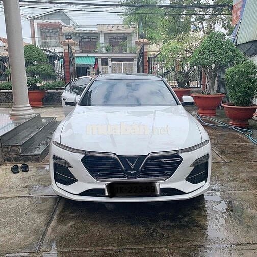 VinFast Lux A2.0 2022 A2.0 Plus - 20000 km