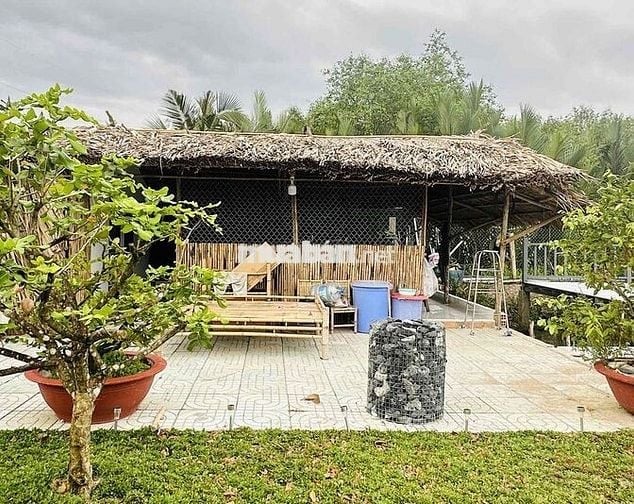 BÁN NHÀ VƯỜN NGHĨ DƯỠNG 1200M²,  LÔ NHÌ- HÀNG XÓM NHÀ BÈ- GIÁ HƠN 4 TỶ