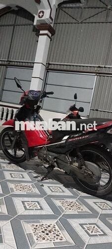Xe máy Yamaha Sirius màu đỏ đen đời 2018
