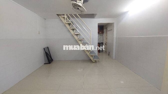 Dưới 3 tỷ có ngay nhà Ba Đình khu trung tâm Q8 cách Q1 chỉ 1 cây cầu