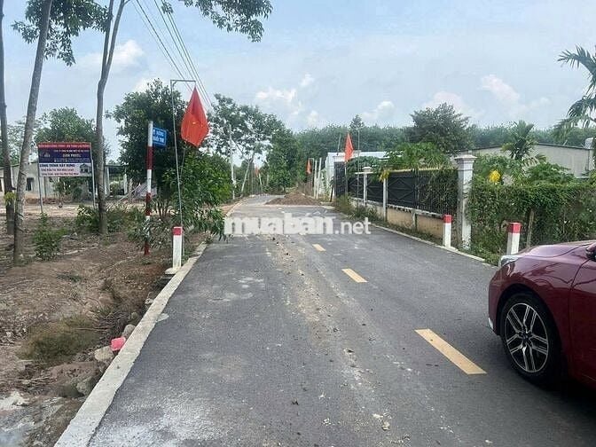 Cần ra hàng gấp lô đất ở mặt tiền đường DH504