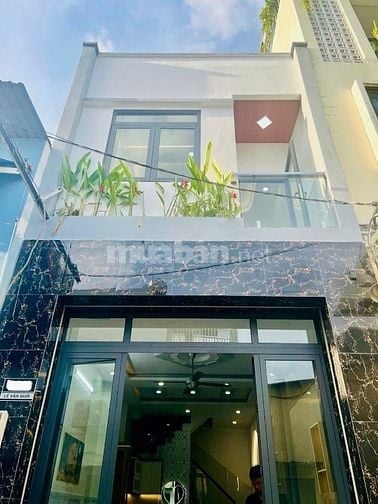 SOS! Bán nhà 2 lầu, đường Lê Văn Quới, Bình Hưng Hòa A, Bình Tân, SHR