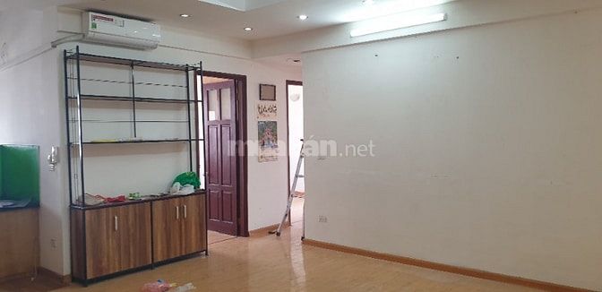 Cho thuê căn hộ 3 phòng ngủ 2 wc tại 18 Tam trinh