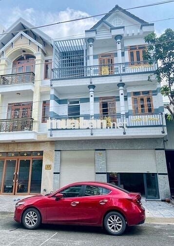 Cho thuê mặt tiền 3 lầu GS trong Bigc go dĩ an Bình Dương