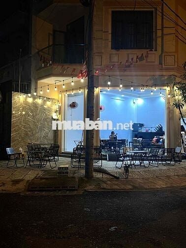 CHO THUÊ MẶT BẰNG BÁN ĐỒ ĂN SÁNG CÓ BÀN GHẾ SẲN