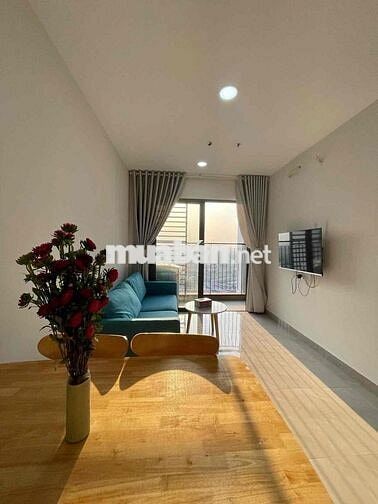 phòng ban công rộng full nội thất