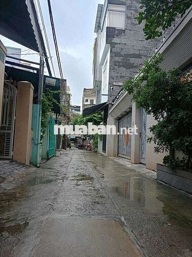 Bán nhà 3tầng trung tâm Đà Nẵng sát cầu rồng