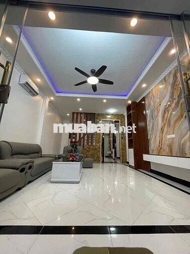 Nhà đẹp đón Tết - 45m2x6 tầng thang máy, MT đẹp chỉ hơn 9tỷ, gần phố
