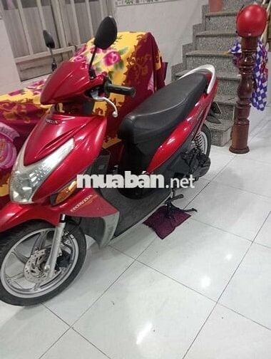 Cần bán xe Click 2011 chính chủ còn Rin nguyên bản