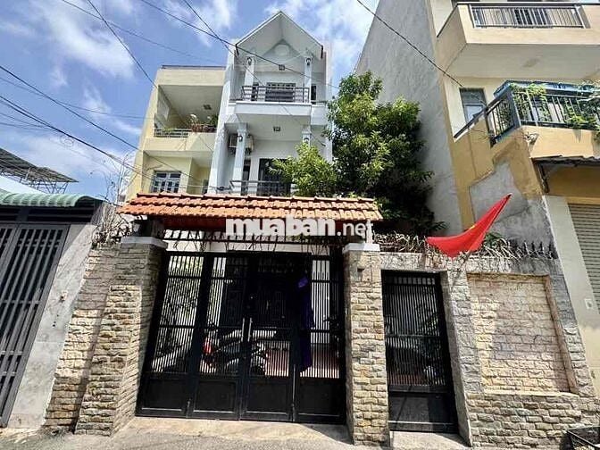 Nhà BTCT 4Tầng sân vườn, HXH Bùi Quang Là, Phường 12, Gò Vấp, DT 122M2