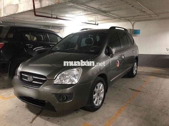 Kia Carens 2010 LX 1.6 MT - 153000 km