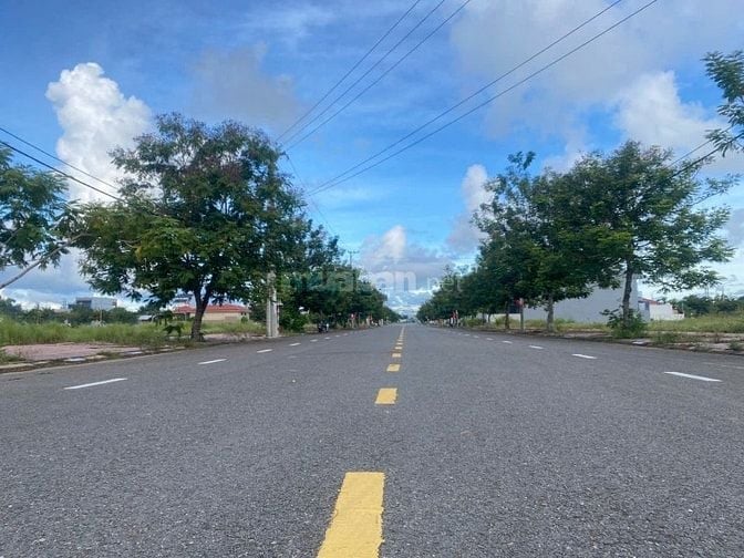 Bán đất khu dân cư và dịch vụ Cầu Hưng - Lai Nghi