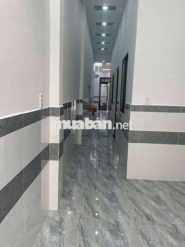 Bán nhà cấp 4mới toanh 2pn hẻm xe hơi. gần cty ht giá 3tỷ850 tr còn tl