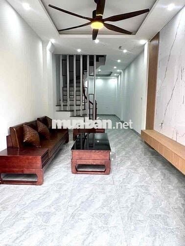 10M OTO TẢI TRÁNH-ĐAN KHÊ-THOÁNG ĐẸP