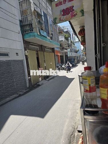 Share mặt bằng bán từ 12h trưa đến 8h tối bao điện nước