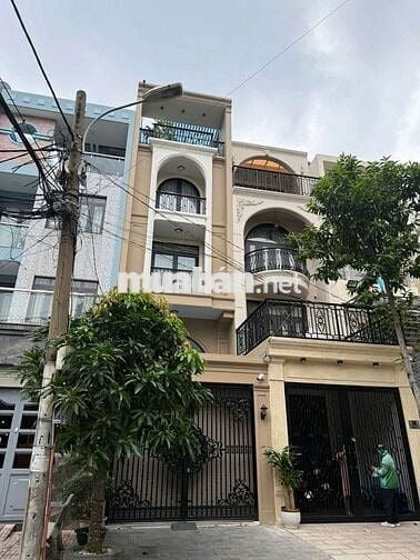 Cần bán ngôi nhà tâm huyết đi định cư Úc