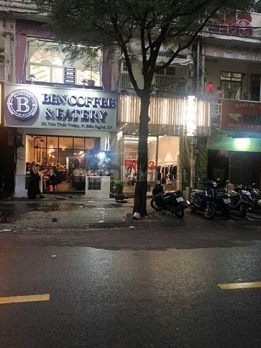 Cần bán nhà chung cư mặt tiền trung tâm quận 1