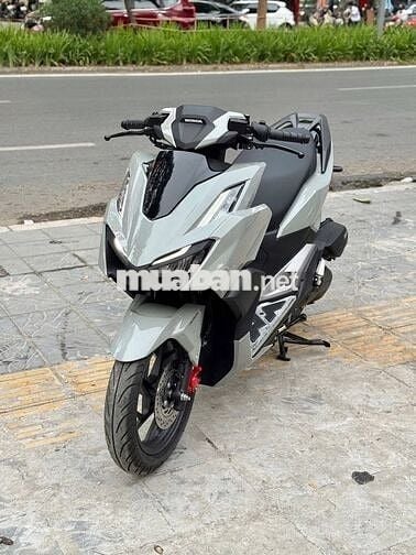 xe honda vario 160 đi được gần 800 km