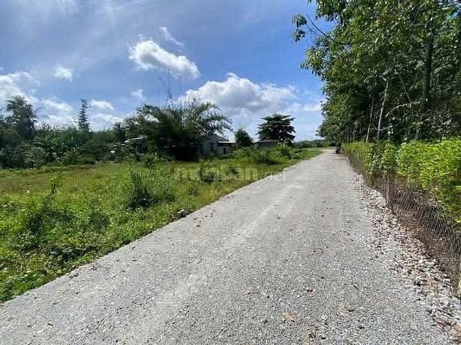 Full thổ cư gần KCN, sổ sẵn. 10m mặt tiền. 230tr