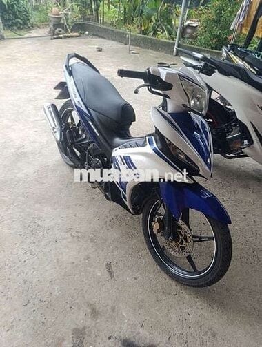 Exciter 135 ngoại hình đẹp đời 2013 máy chạm chất