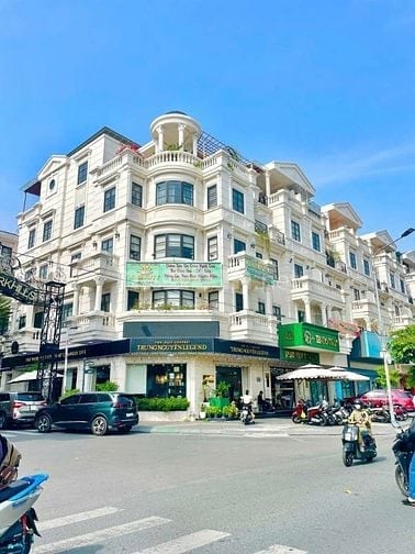 Cho thuê Căn Góc 2 Mặt Tiền Cityland Nguyễn Văn Lượng,Gò Vấp (9.5mx20)