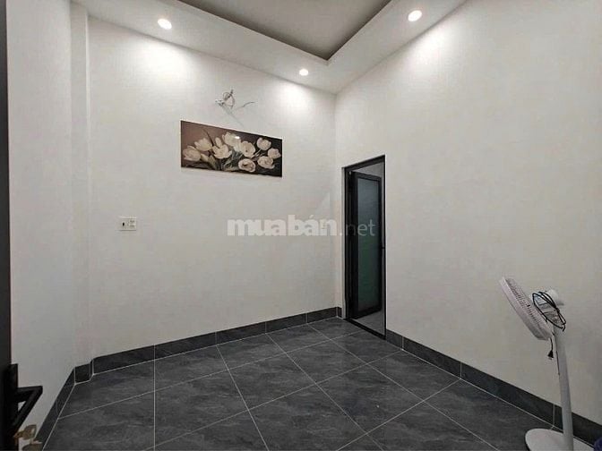 Bán nhà mới trong hẻm 81 trương định