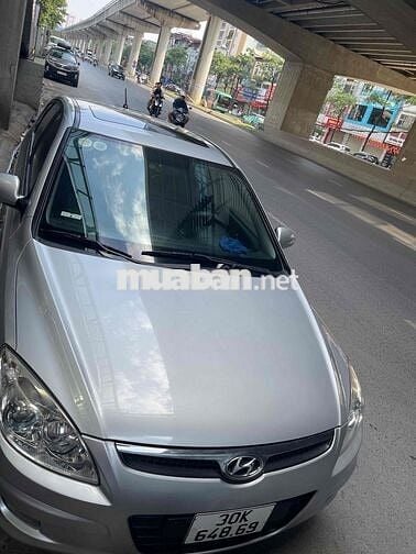Hyundai i30 2009 1.6 AT - 140000 km