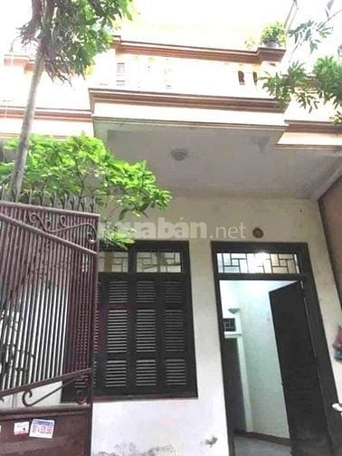 Bán nhà 3 tầng cho ai cần mua ạ