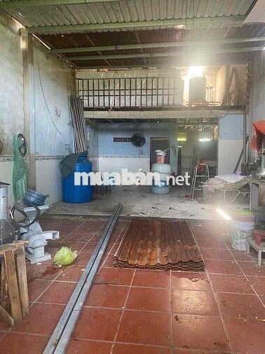 Nhà cho thuê 4tr/tháng điện 3pha  Diện tích 5x 16 trống suốt có 1phòng