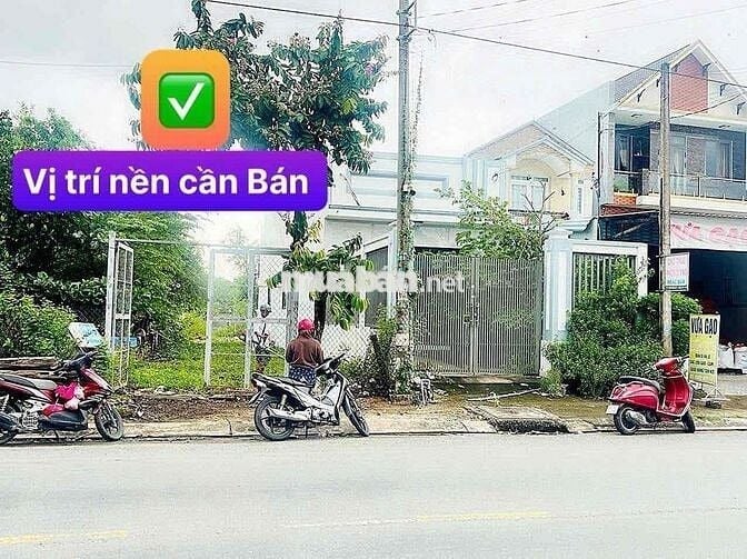 kẹt tiền bán gấp đất thổ mặt tiền 835b ngay ngã 3 Mỹ lộc