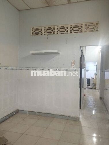 NHÀ CHO THUÊ MỚI SƠN SỬA GẦN CHỢ HÓC MÔN