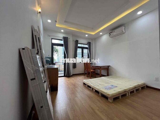 ✨ Studio Ban Công Siêu Chill – 1135 Huỳnh Tấn Phát, Q7 ✨