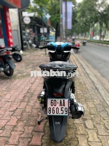 Xe máy Honda SH 125 màu xanh đen đời 2025