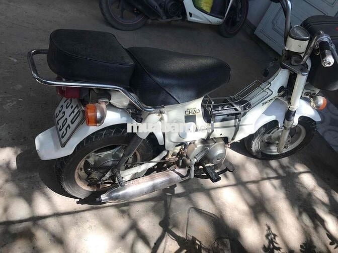 Xe số Honda Chaly màu trắng đời 1989