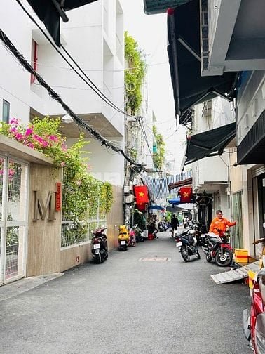 Bán nhà hiếm có Kỳ Đồng- Bà Huyện Thanh Quan, Q3, 35m2, 2 tầng, 4,6tỷ