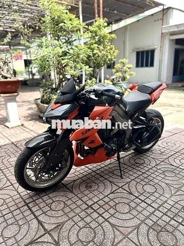 Z1000 giá 75 triệu