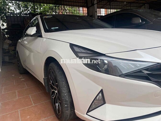 Hyundai Elantra 2022 1.6 AT Tiêu chuẩn  - 68000 km