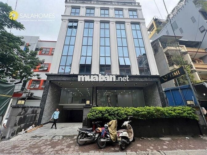 31-33 Võng Thị, tòa văn phòng 200m2.